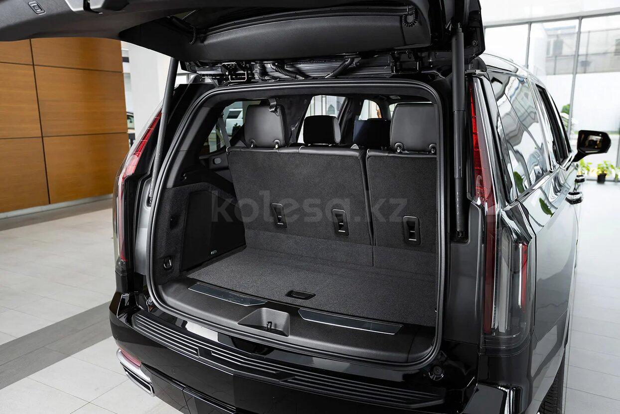 Cadillac Escalade SUV 2021 - н.в. года от 68 160 000 тенге