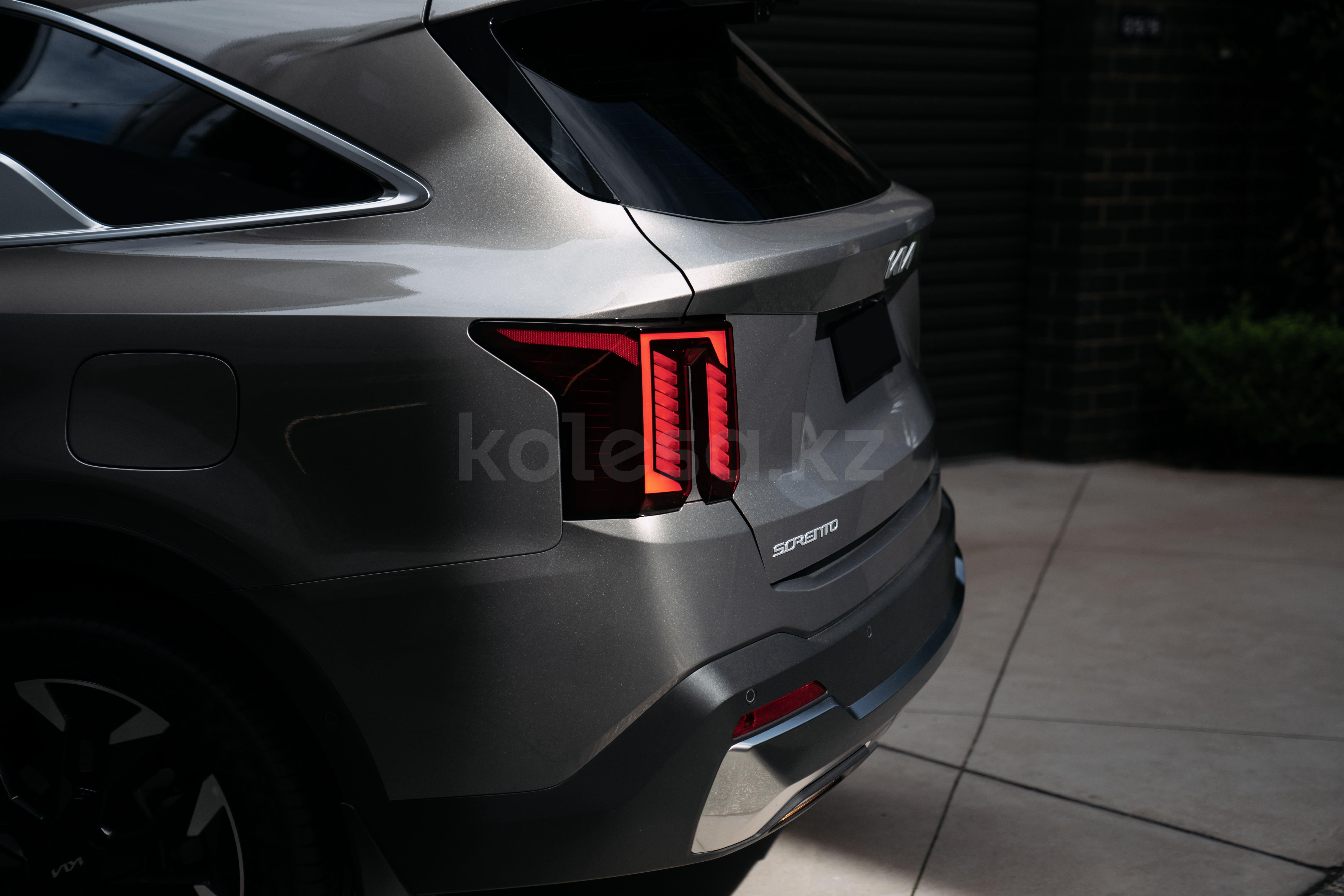 Kia Sorento SUV 2024 года от 21 190 000 тенге