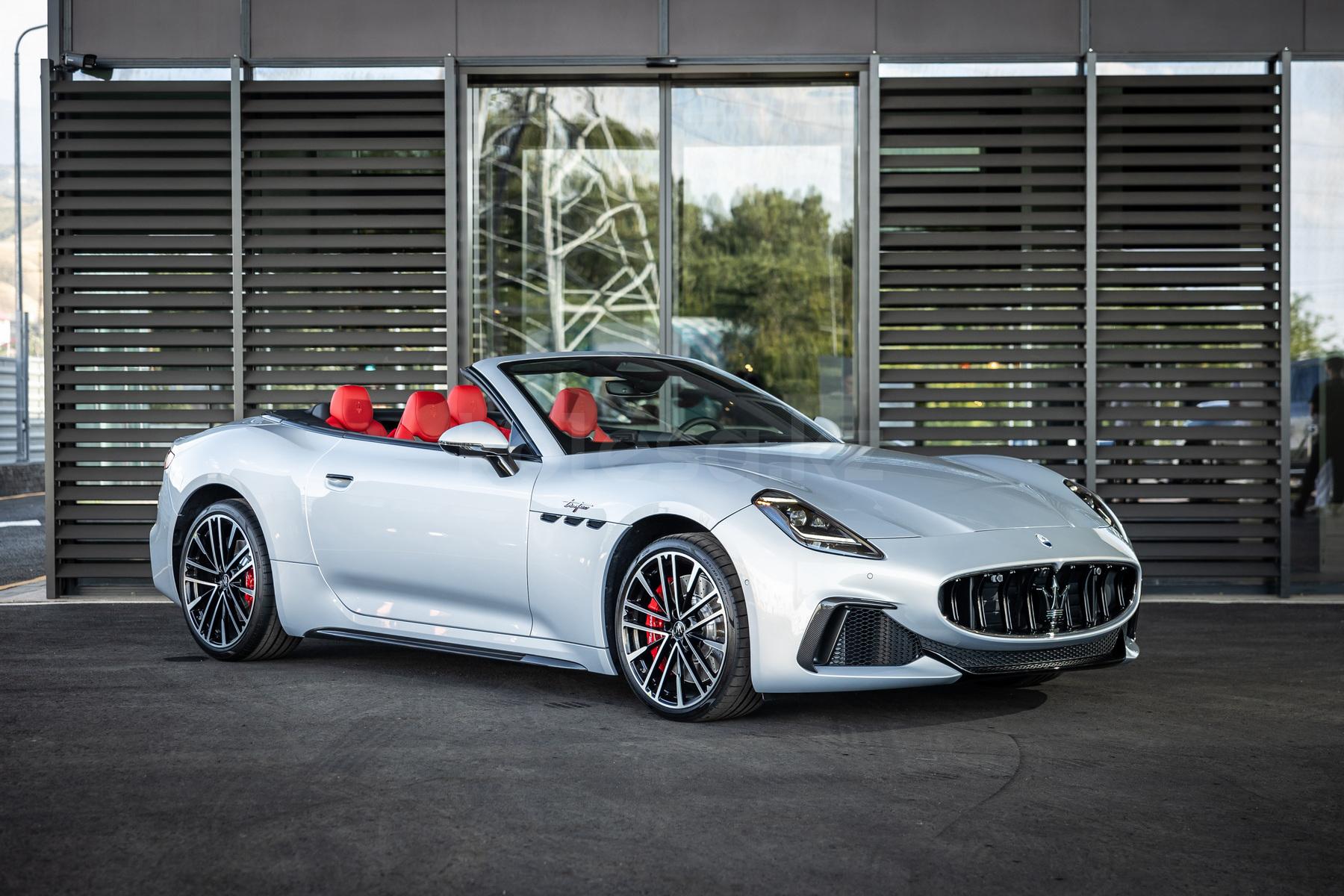 Maserati GranCabrio S 2024 года от 159 000 000 тенге