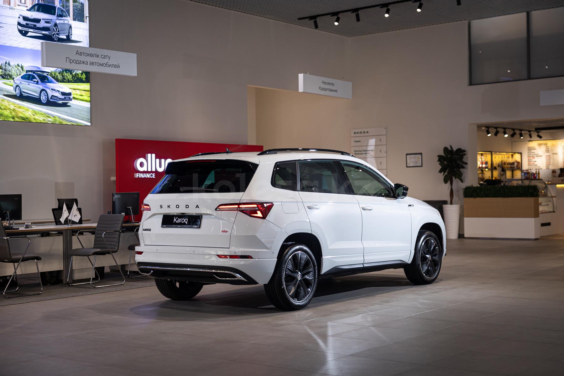 Skoda Karoq SUV 2021 - н.в. года от 16 490 000 тенге