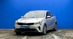Kia Rio 2021 года за 5 610 000 тг. в Актобе