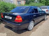 Mercedes-Benz C 200 1998 годаүшін2 050 000 тг. в Кокшетау – фото 5