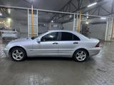 Mercedes-Benz C 180 2002 годаүшін3 200 000 тг. в Кокшетау – фото 3
