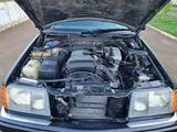 Mercedes-Benz E 200 1992 годаүшін2 450 000 тг. в Кокшетау – фото 5