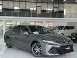 Toyota Camry Comfort 2022 года за 12 900 000 тг. в Шымкент