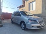 Toyota Ipsum 1998 года за 3 000 000 тг. в Шымкент – фото 2