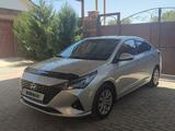 Hyundai Accent 2021 года за 7 600 000 тг. в Кызылорда – фото 2