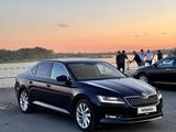 Skoda Superb 2018 года за 11 500 000 тг. в Семей – фото 2