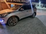 Hyundai Santa Fe 2015 годаүшін8 900 000 тг. в Актобе